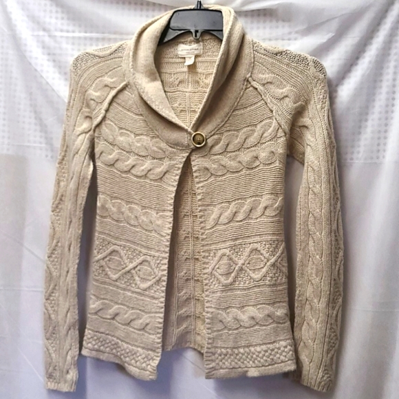 Banana Republic Sweaters - Alpaca blend Banana Republic sweater